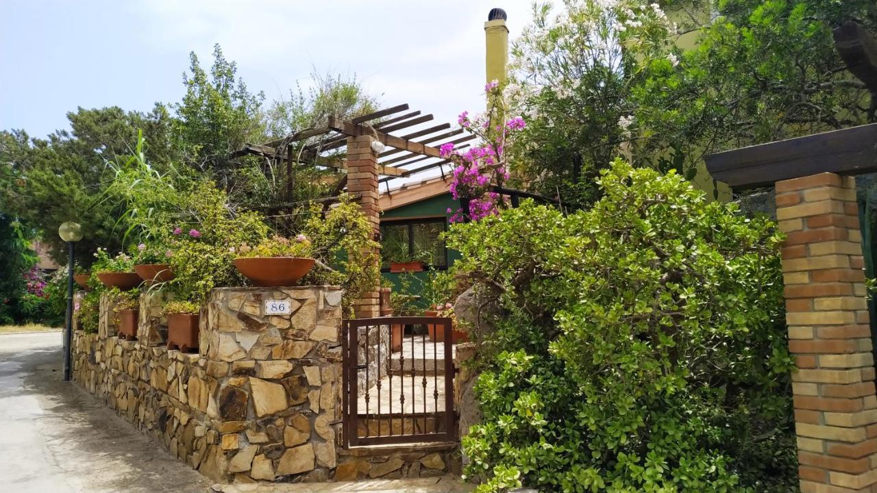 Villa Milena Villasimius, Wifi Gratuito, Ampio Giardino A 300 M Dal Mare ภายนอก รูปภาพ